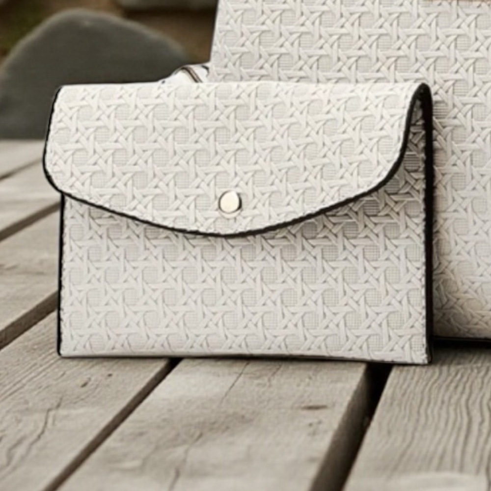 NWT White Handbag Set - Picture 5 of 8